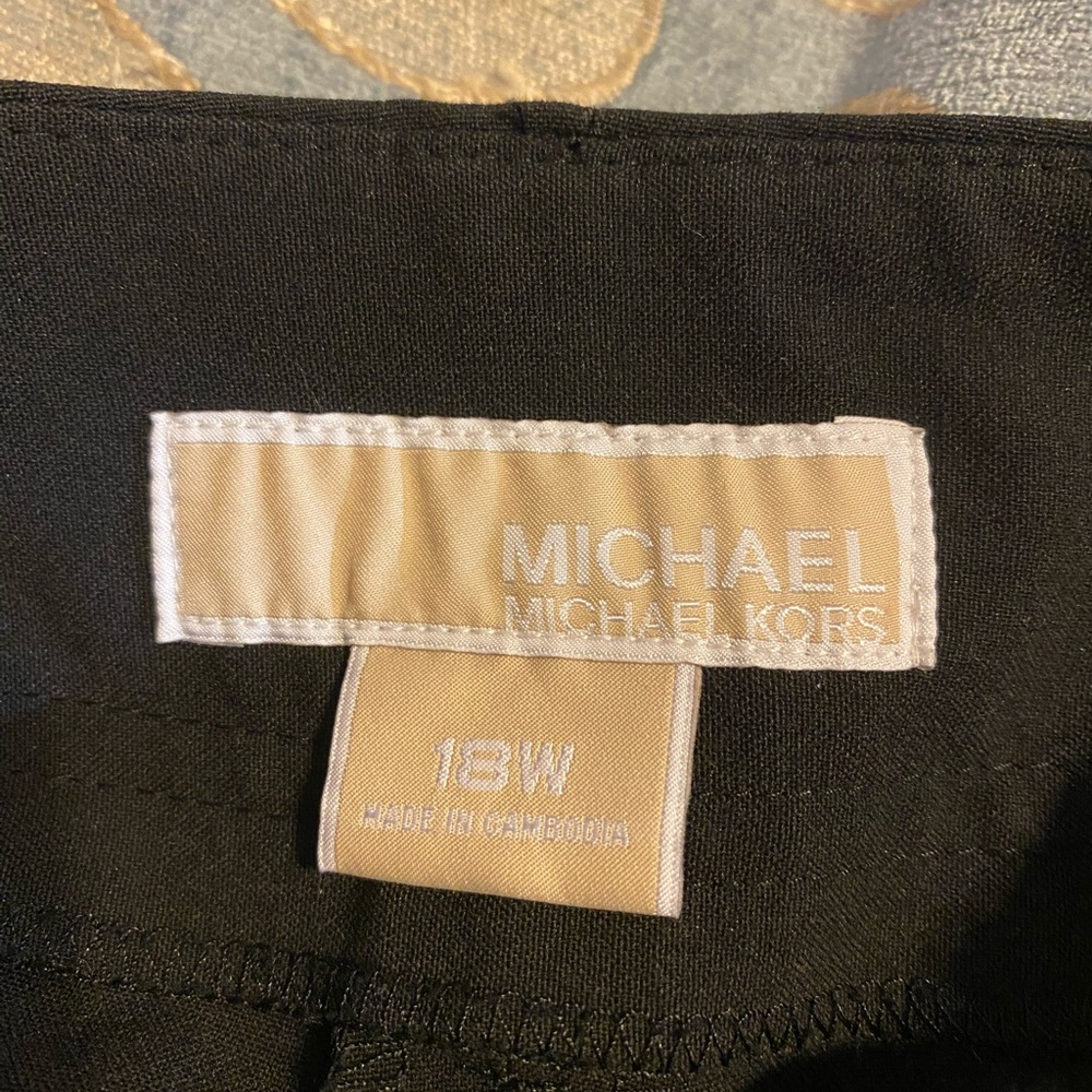 Michael Kors cropped dress pants - Picture 2 of 2